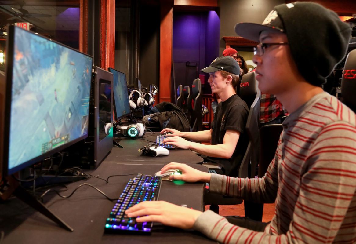 The Evolution of Esports Arenas as the Beating Heart of Live Gaming