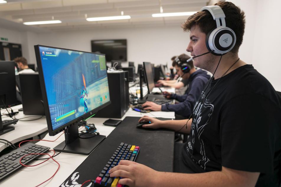 The Unseen Art of Team Chemistry in Competitive Esports
